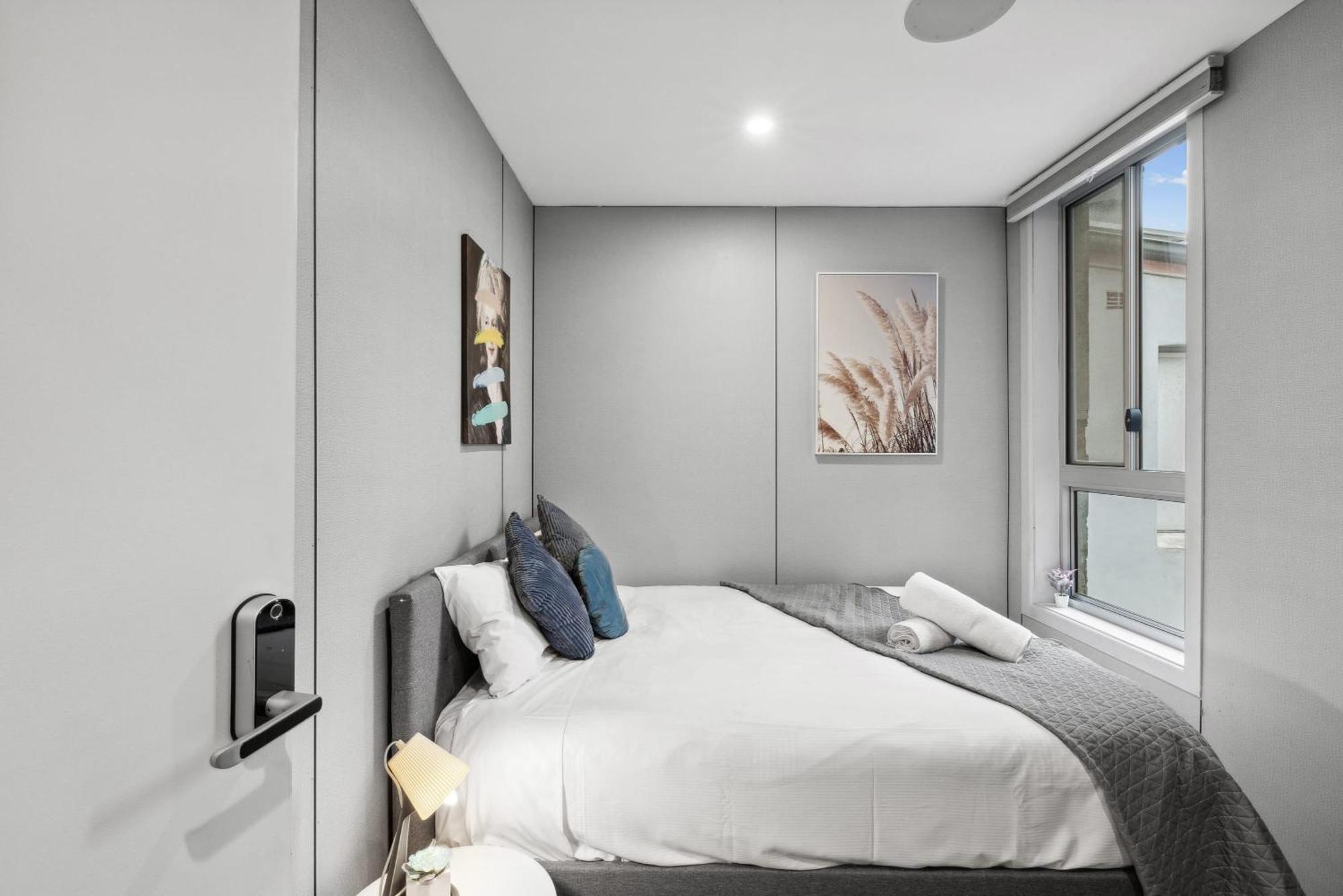 Cozy Double - Seconds To Station - Near Townhall Uts Usyd Darling Harbour Chinatown - Shared Bathroom Guest house *
