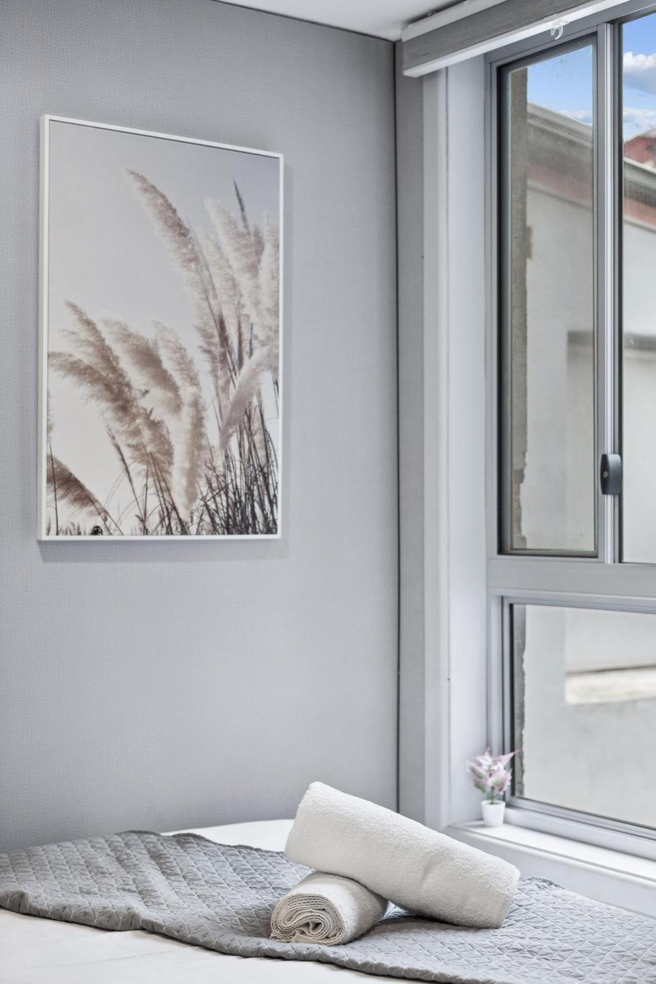 Guest house Cozy Double - Seconds To Station - Near Townhall Uts Usyd Darling Harbour Chinatown - Shared Bathroom Sydney